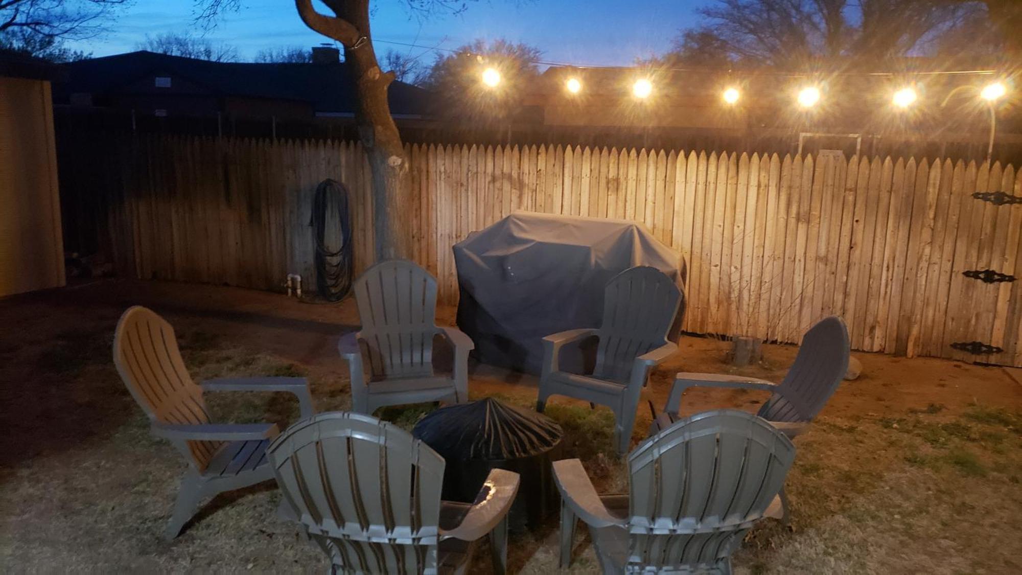 Hot Tub, Privacy, Sleeps 11 & Tons Of Space! Lubbock Exterior photo